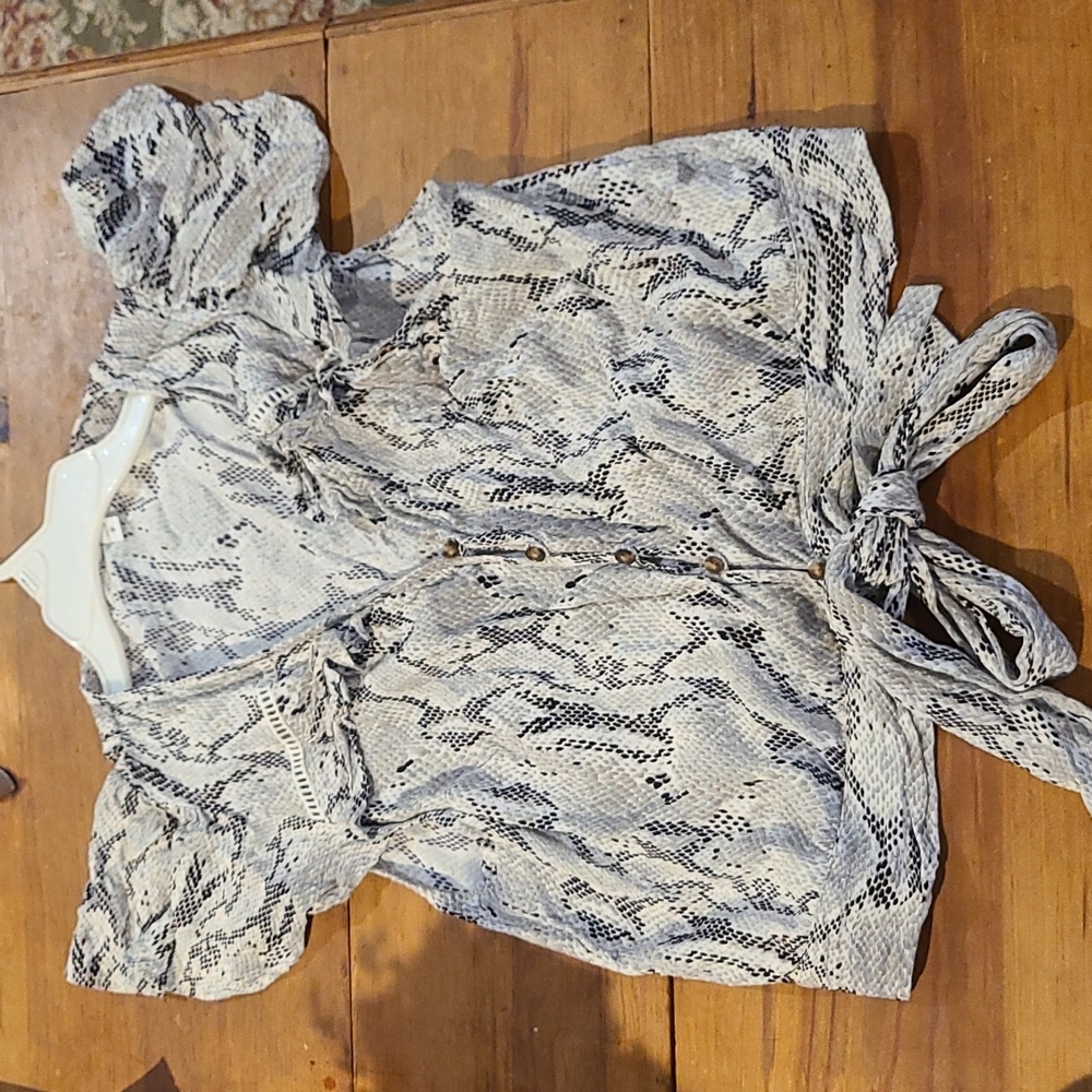 Flutter Sleeve Button Up Blouse - image 1